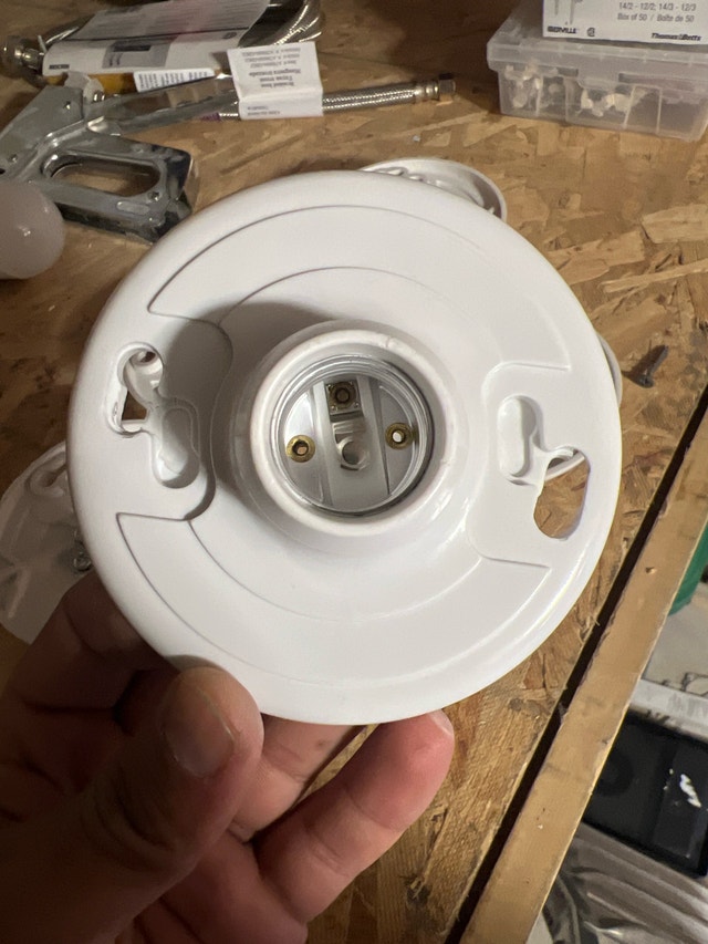 Keyless Lamp holder, White