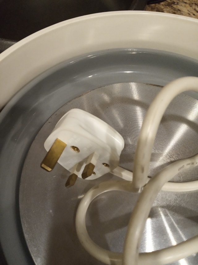 Fortress Electric Multi Cooker Hot Pot (1500W) - photo 3