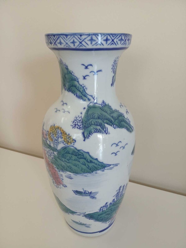 Chinese Traditional Ceramic Vase - photo 2