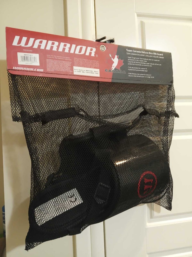 Team Canada Deluxe Box Rib Guard (small) - photo 3