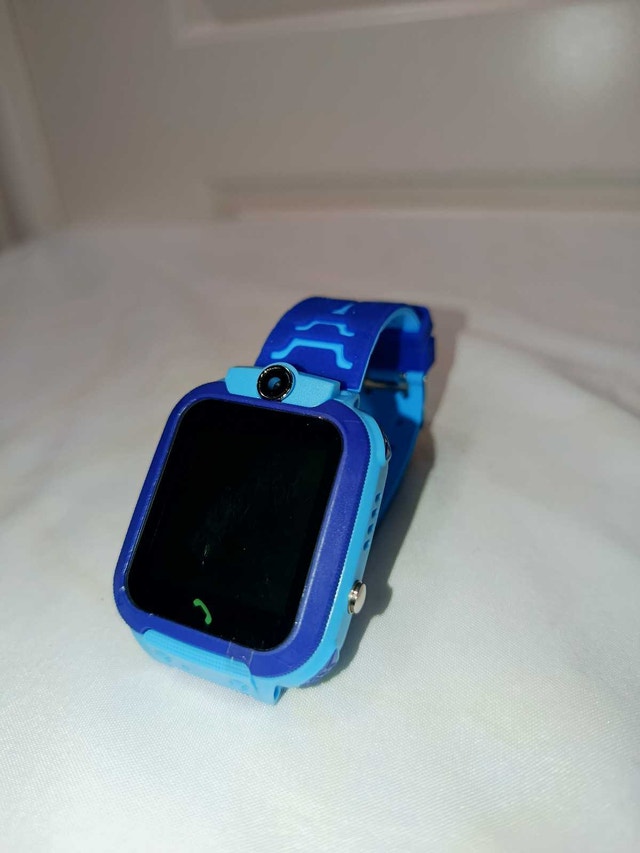 Q12 Children Kids Smart Watch SOS Phone Call Location