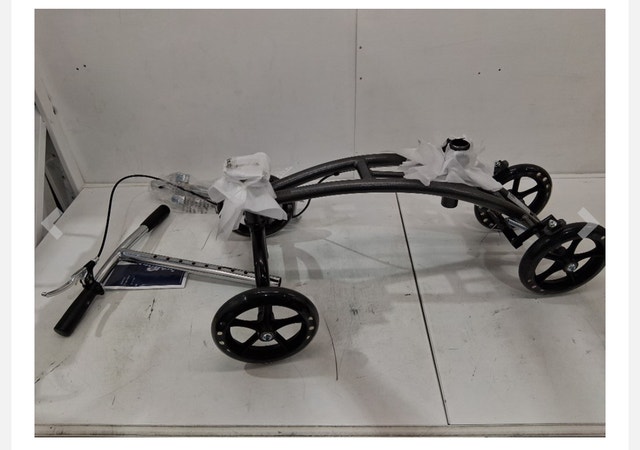 DRIVE MEDICAL KNEE WALKER - photo 2