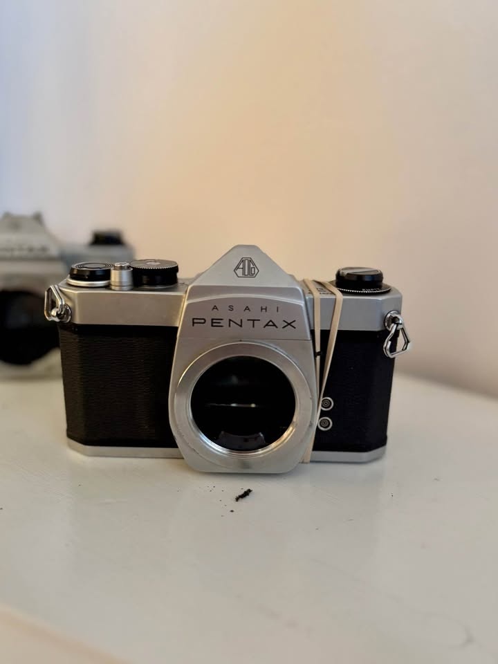 Vintage Asahi Pentax Film SLR Camera Bodies - photo 4