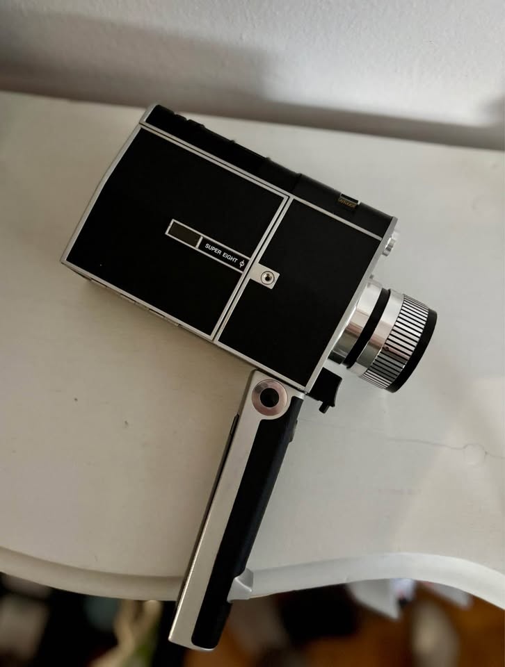 Vintage Super 8 Camera - Argus Showmaster 822T with case - photo 3