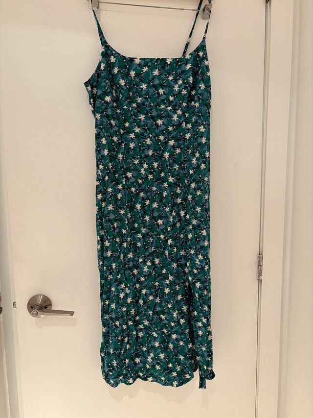 Uniqlo floral dress - large