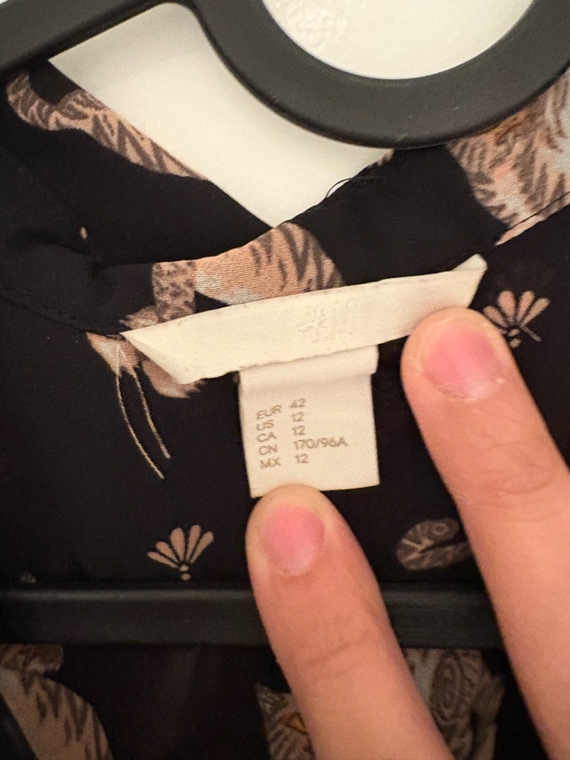 H&M sheer black cat print top (size 12) - photo 3