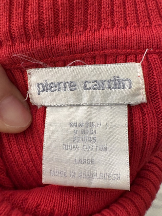 Pierre Cardin women’s sleeveless red turtleneck (large) - photo 2