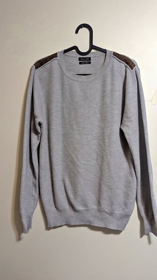 Grey Sweater Size S