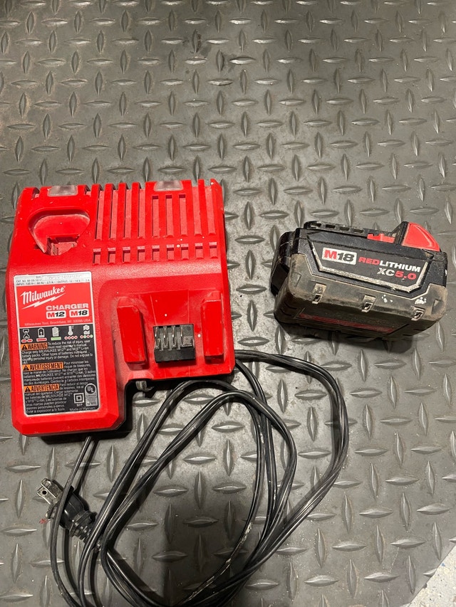 Milwaukee Battery Charger, 5ah battery