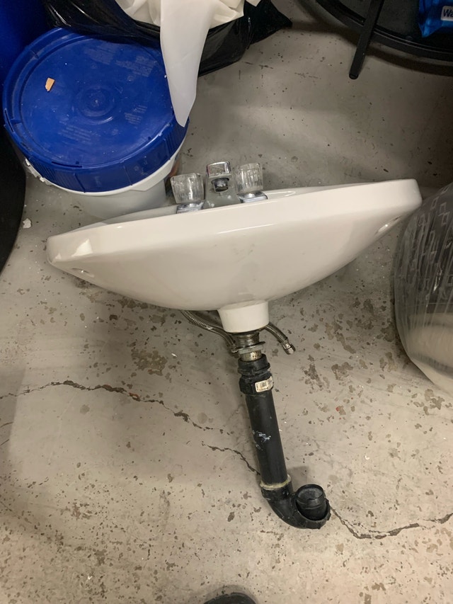 Sink Good Condition - photo 2