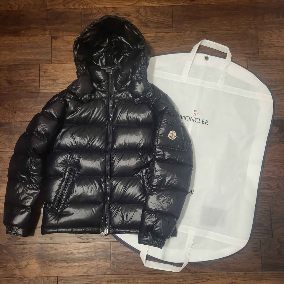 NEED GONE Authentic Moncler Maya Black Size 2 - photo 3