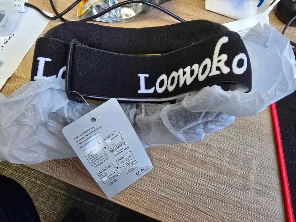 Loowoko Ski Goggles UV Protection Anti Fog OTG - photo 4