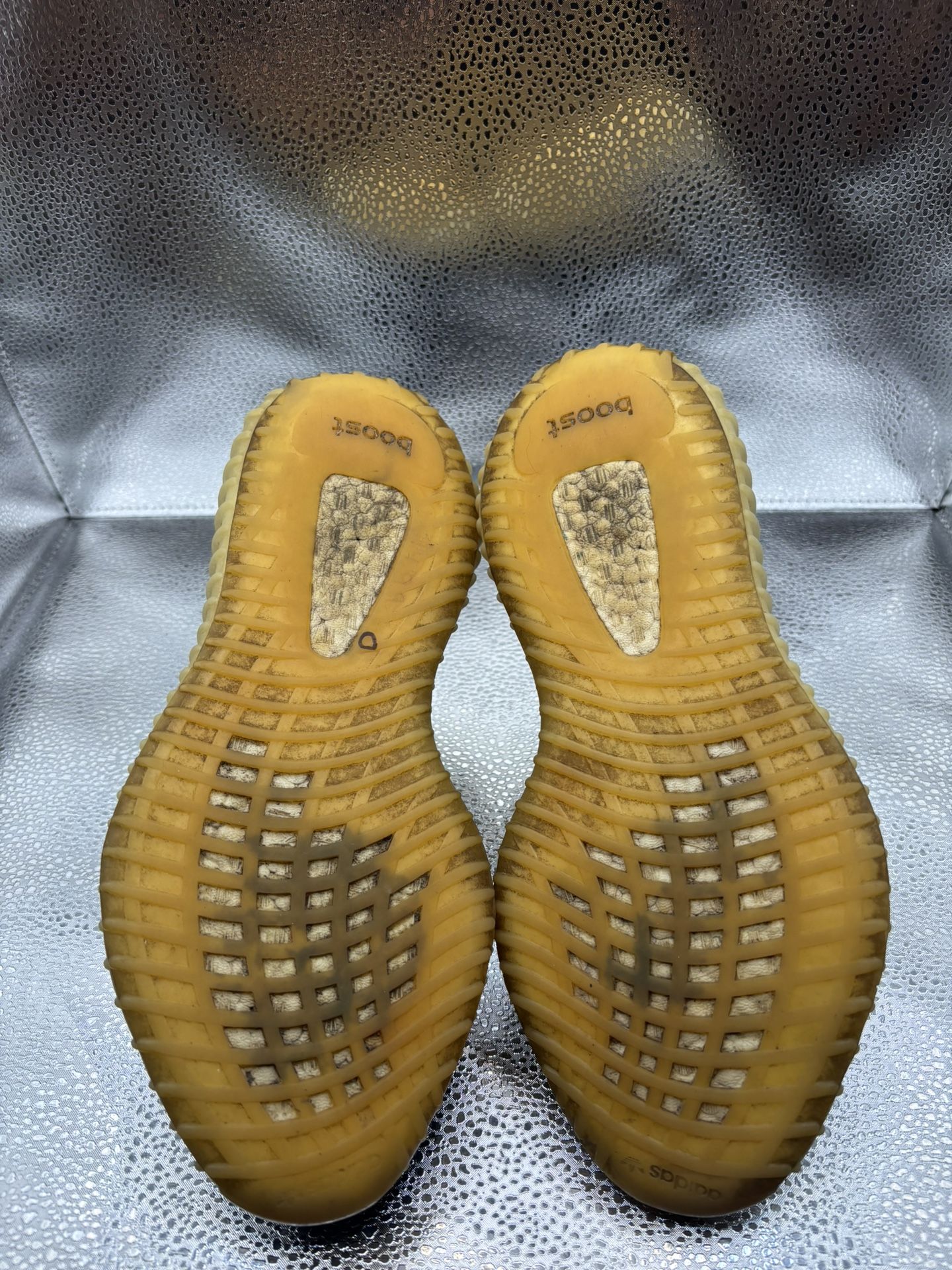 Adidas Yeezy Boost 350 Carbon - photo 3