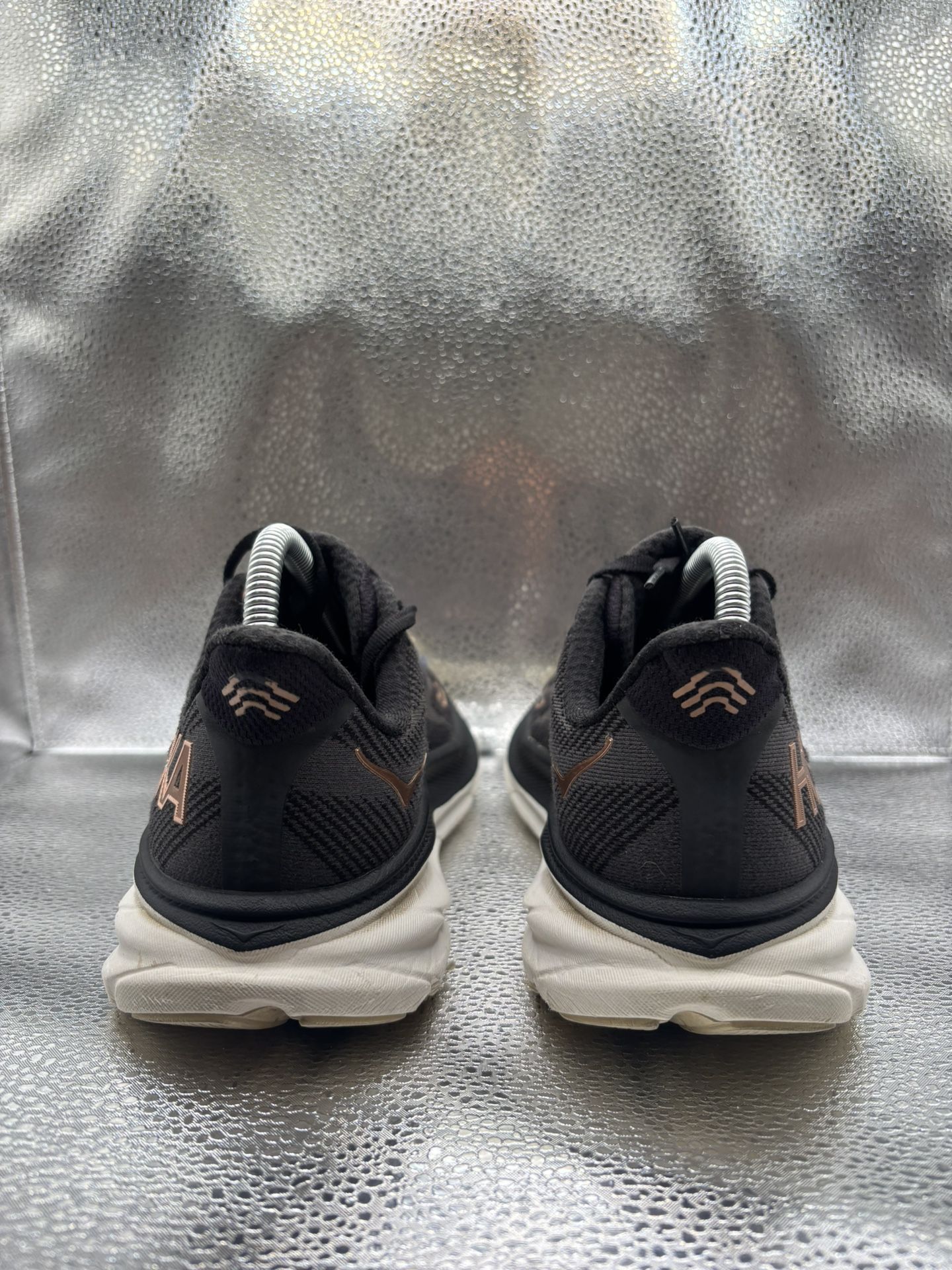 Hoka One Clifton 9 Black Rose Gold - photo 4