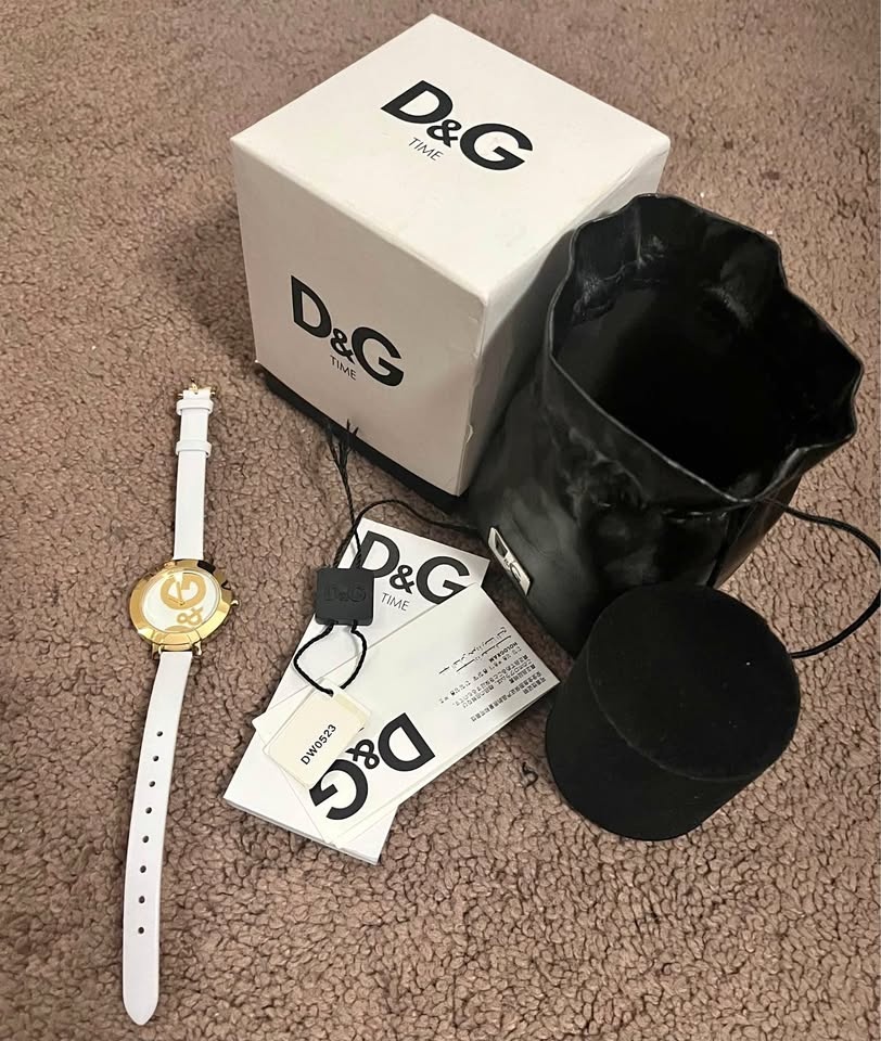 BNWT Dolce and Gabbana Women's Watch. DW0523