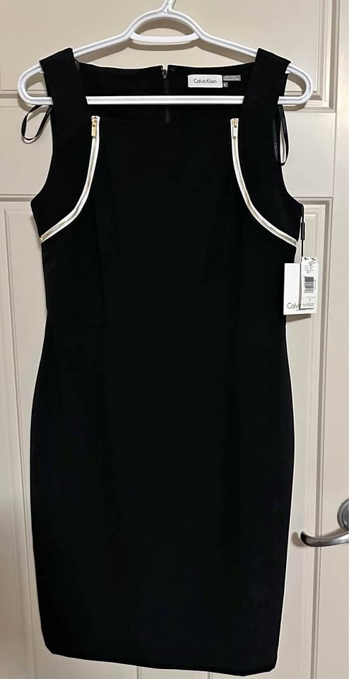 BNWT Calvin Klein Size : 6