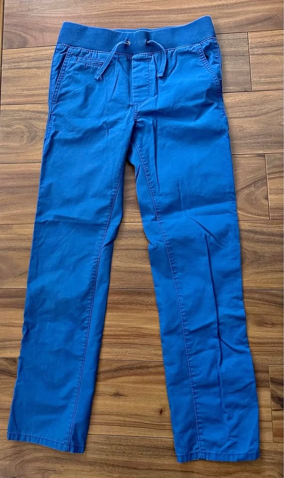 Never Worn Gap Boys Pants Size : XL REGULAR Price $10