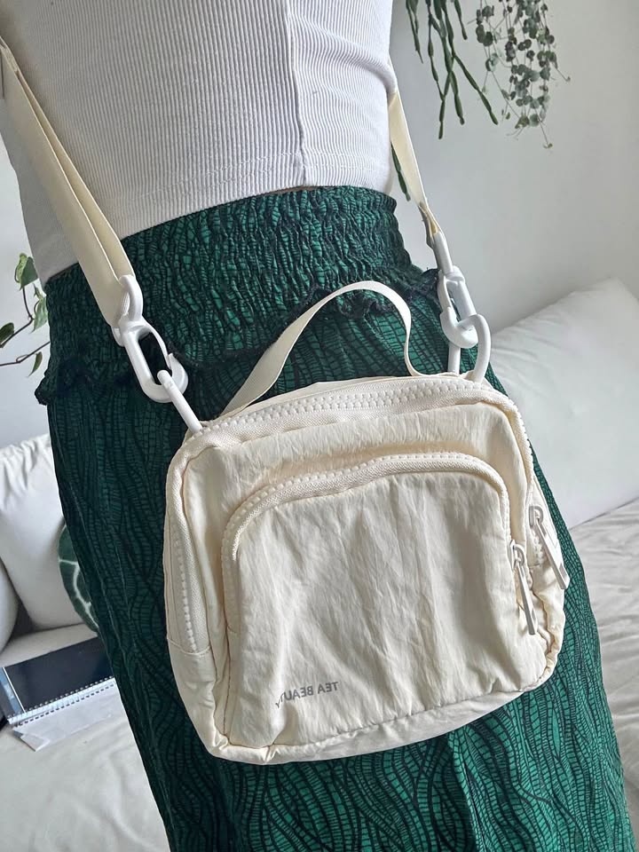 Side bag white