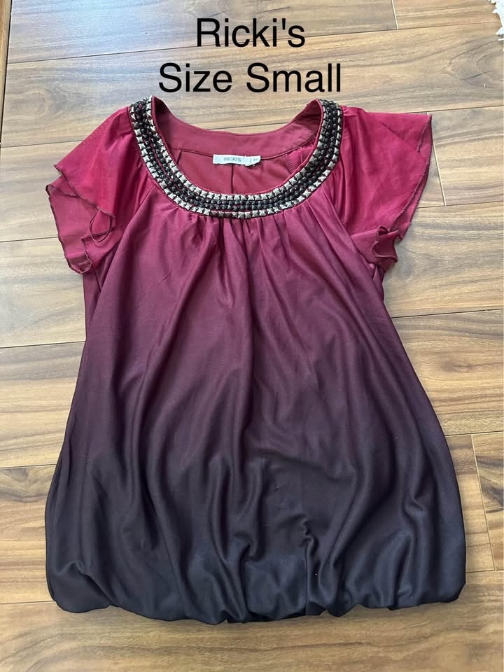 BNWT Suzy Shier Tops Size : Small Price : $15 each - photo 5
