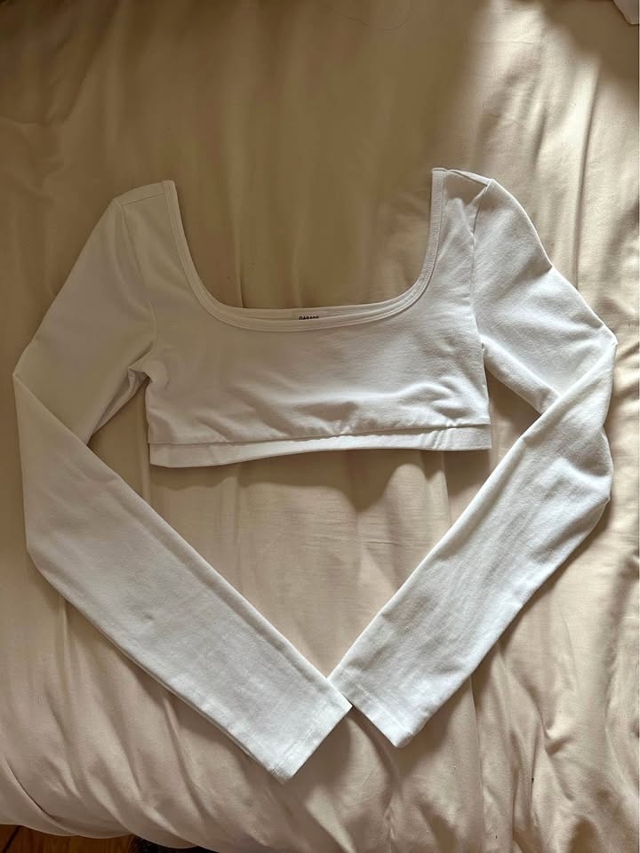 Garage cropped long sleeve top