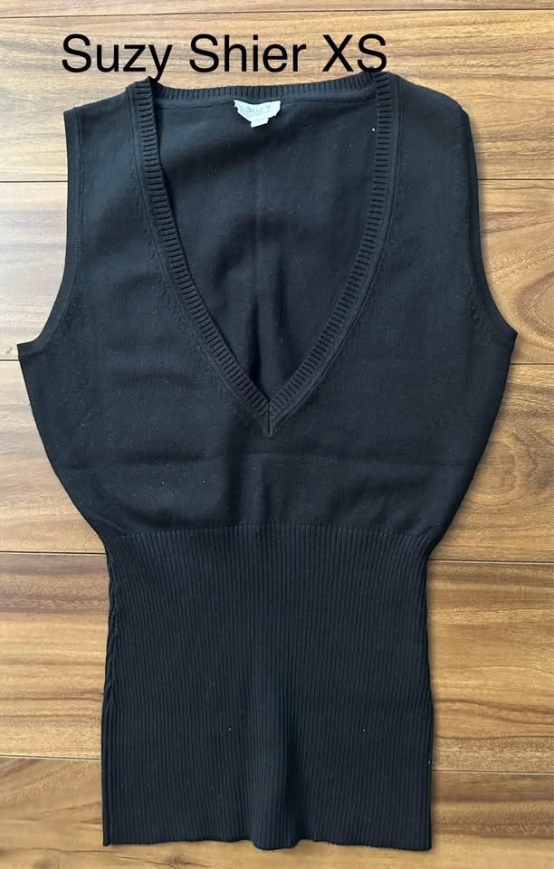 Never Worn Jacob & Suzy Shier, Cheer Size XS and Small - photo 2