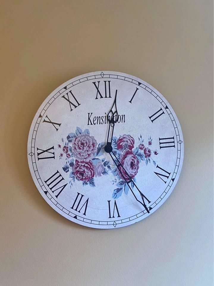 Wall clock