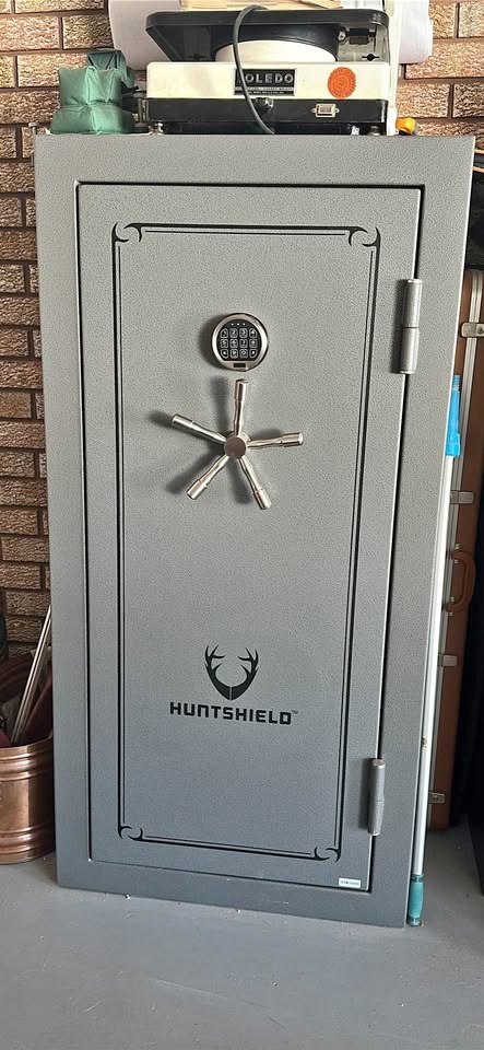 Huntshield Safe