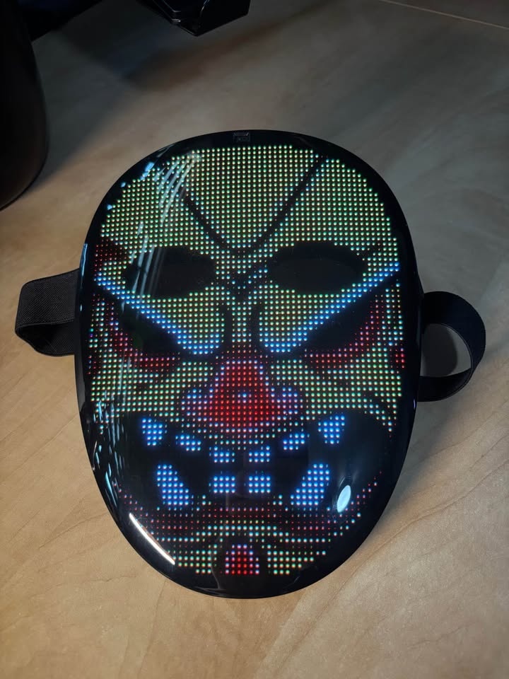 Led Mask HD with WIFI Programmable Video Play - photo 3