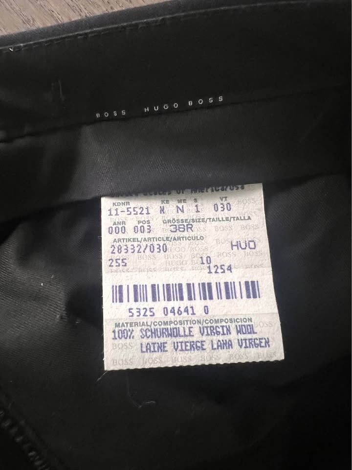 Hugo Boss 100% Virgin Wool Dress Pants - Size 38R - Made in USA - photo 2