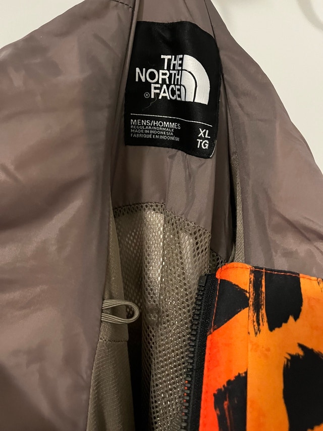 North Face Jacket XL - photo 4
