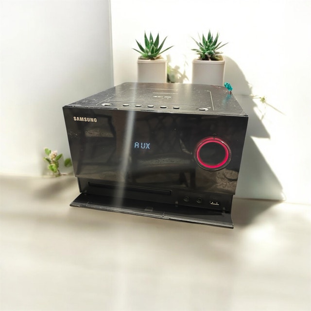 Samsung MM-C330 Stereo System - photo 4