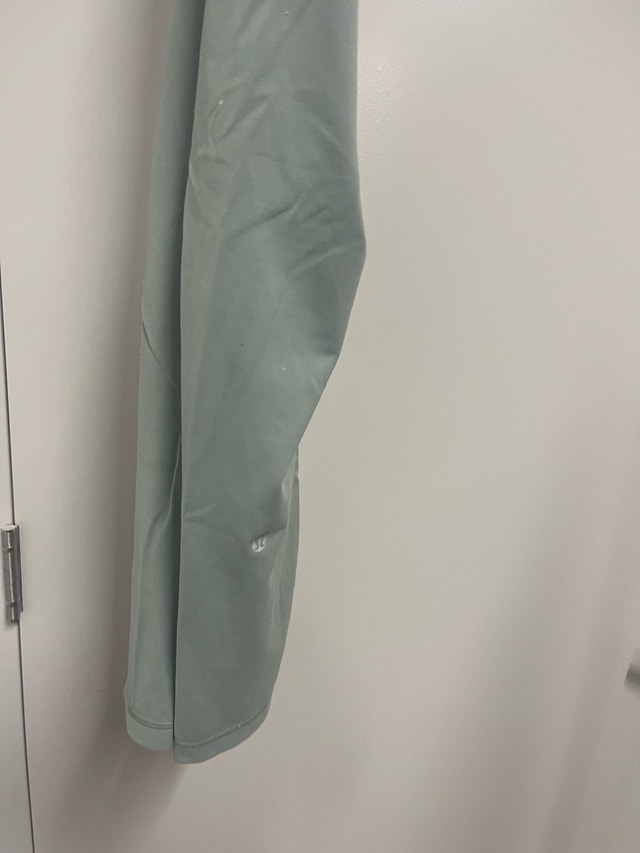 Lululemon Leggings - photo 2