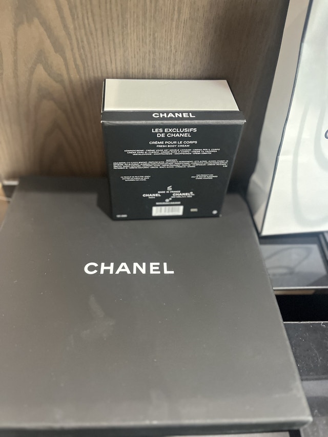 Chanel Sublimage Foundation - photo 4