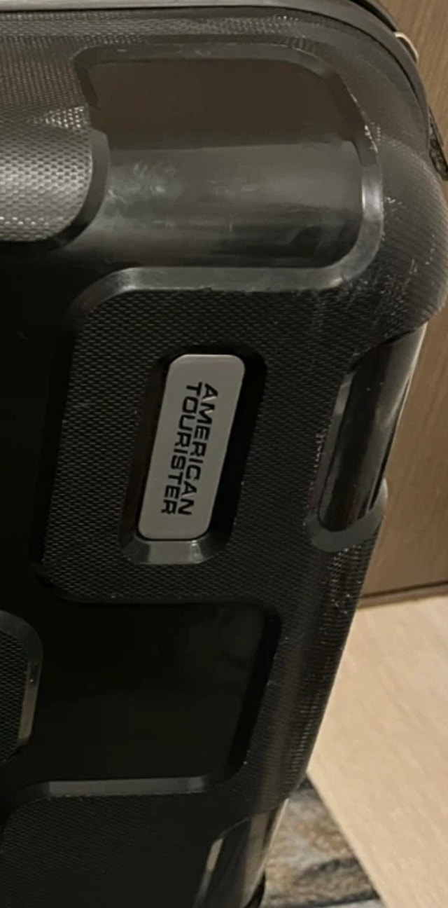 American Tourister Black Hardside Suitcase - photo 5