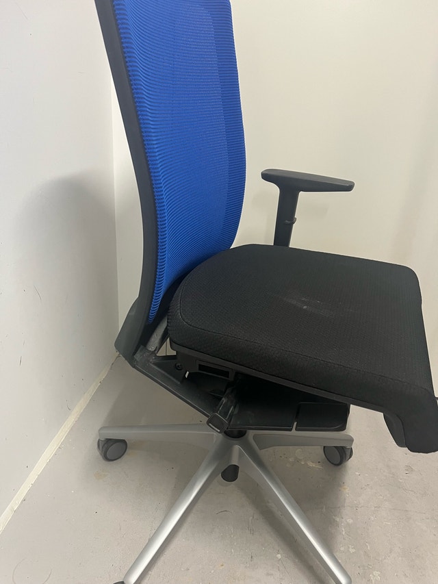 Office Chair - photo 2