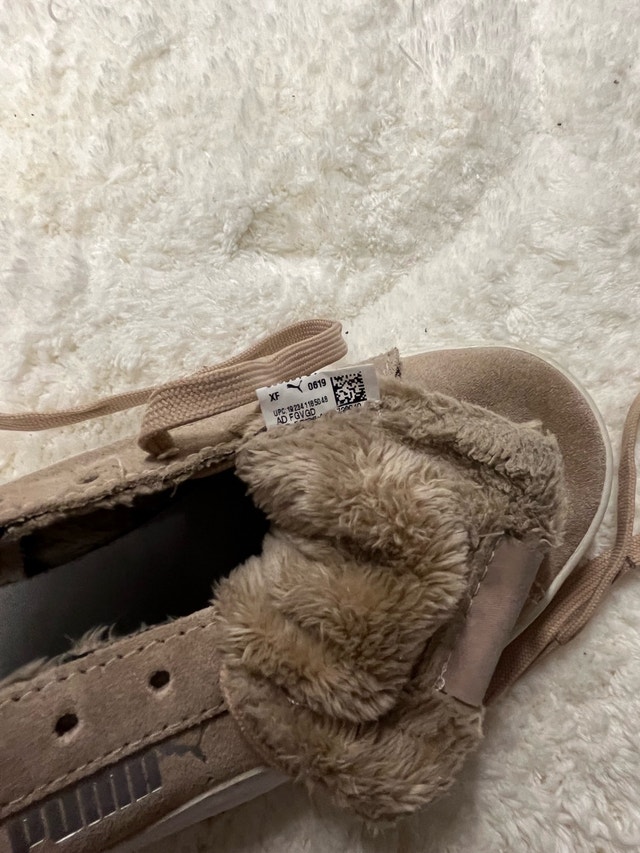 Puma Sneakers - Size 8 - photo 3