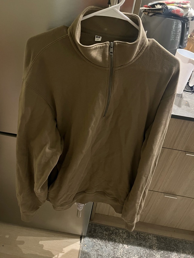 Uniqlo Half Zip