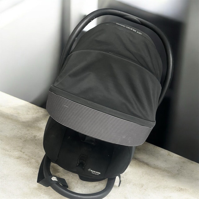 Maxi-Cosi Car Seat - photo 2