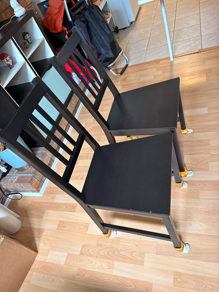 IKEA STEFAN - dining chairs