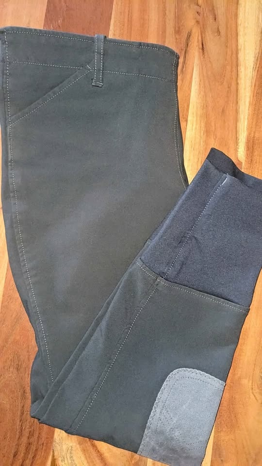 Elation Women's Platinum Dark grey breeches SZ 30 Reg in great c - photo 3