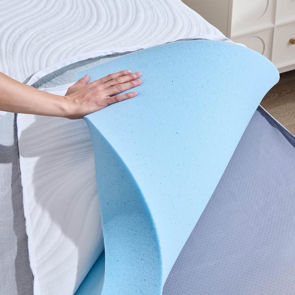 New 2 Inch Mattress Topper Queen - photo 4