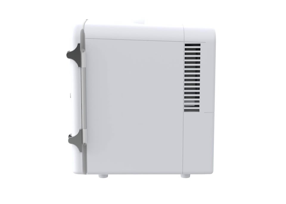 Frigidaire White, Mini Portable Fridge, 4 Litres - photo 5