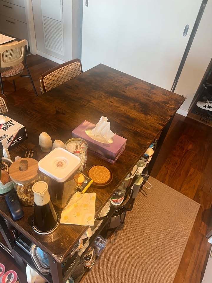 Large Kitchen Island With Power Outlet - photo 4