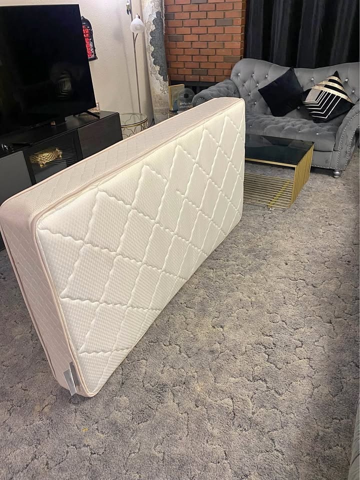 Twin mattress like new