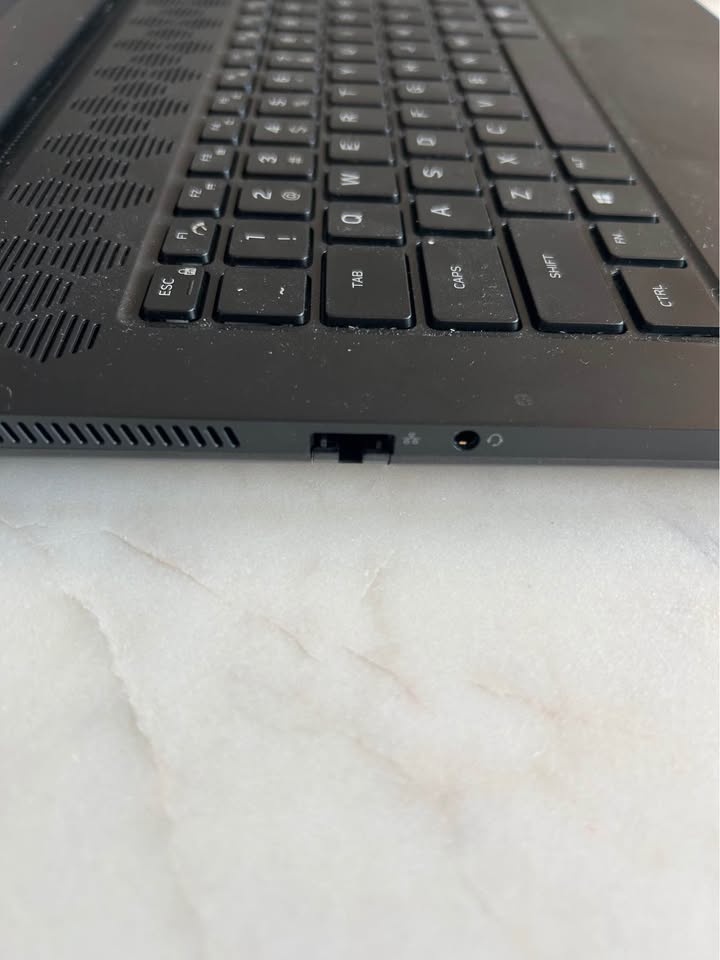 Alienware m15 Ryzen Edition R5 – RTX 3070 - photo 4
