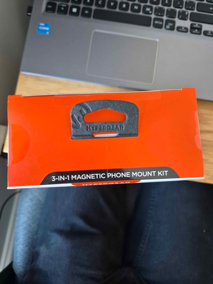 Hypergear magnetic phone mount or holder - photo 3
