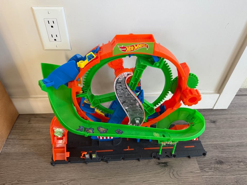 Hot wheel city ferries wheel track play set - photo 3