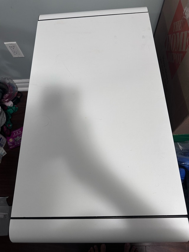 Modern Desk / TV TABLE– Compact & Sturdy | Apartment Friend - photo 3