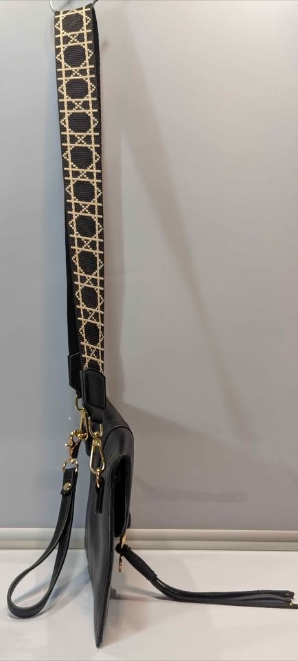 Poppy & Peonies Convertible Crossbody & Clutch – Black - photo 2