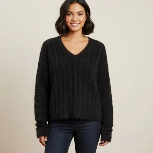 OAK + FORT Womens Fuzzy Sweater V-neck Brushed Knit Black Sz XS
